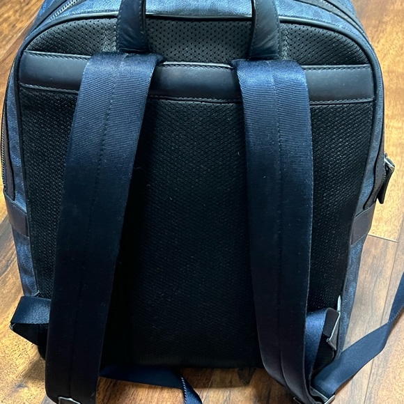 Backpack - Picture 3 of 3